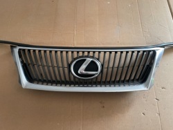 lexus IS II IS220D IS250 решетка радиатора хром рестайлинг комплектный