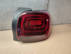 фонарь правый CITROEN C3 AIR Cross 13468651 04.25