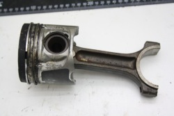 поршень, шатун renault 2.0 10653 KV9