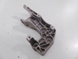 opel MOKKA 1.7 лапа кронштейн компрессора 55576769 552805357