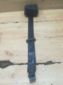 ремень безопасности левый vw PASSAT B6