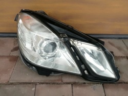 фара правая W212 2009-2012