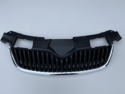 SKODA ROOMSTER 07-10 решетка радиатора хром перед