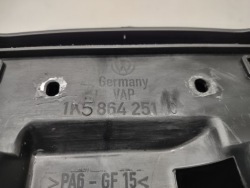 подлокотник vw GOLF VI 5K 2009-2013r. материал оригинал