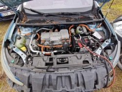 renault FLUENCE шланг воды 2011