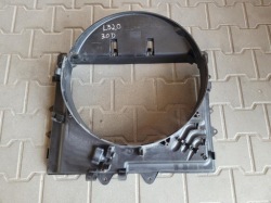 корпус вентилятора AH32-8K619-AC Range Rover III спорт L320 РЕСТАЙЛИНГ 3.0 d