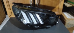 peugeot 208 фара правая 9841641980