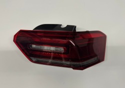 фонарь правый vw id.3 10A945208E