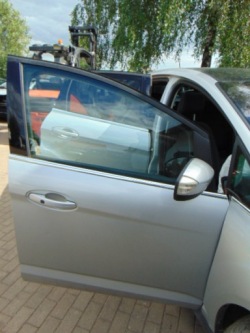 дверь правая передняя c-max MK2 Комплектная PLUS зеркало 2013R