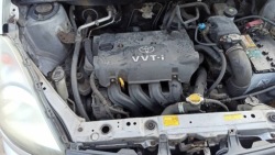TOYOTA YARIS VERSO и 1.3 Двигатель без навесного