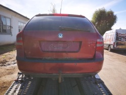 SKODA OCTAVIA петля передних Двери - Передний 2005 2.0л