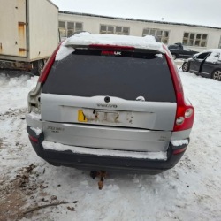 volvo XC 90 петля передних Двери - Передний 2005 2.4л