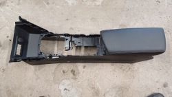 renault MEGANE IV тунель середина защита