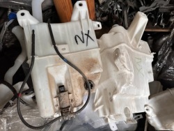 бачок омывателя lexus NX 14-21