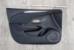дверные карты обивка передний левый opel CORSA F 9832638680 оригинал