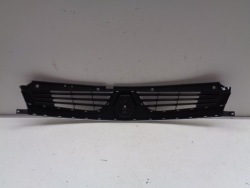 решетка радиатора renault TRAFIC 00-07