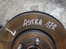 поворотный кулак, цапфа комплект левый 39039563 opel ASTRA V k 1.0 LE1 17R