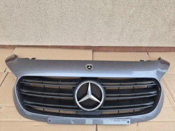решетка радиатора MERCEDES CITAN W420 420 оригинал