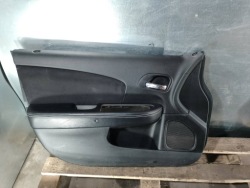 дверные карты передний левый CHRYSLER 200 (JS) 1VC991X9AA BN624495