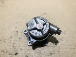 насос вакум renault CLIO и 1.9 d 72117205