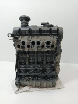 volkswagen Golf IV 2001 Двигатель комплект