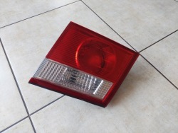 задний правый --- крышка багажника --- kia CARENS 03-06