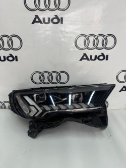 Audi Q7 4M рестайлинг фара правая передняя оригинал. 4M0941086C