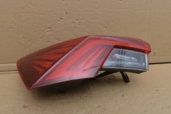 фонарь левый SKODA OCTAVIA IV 4 5E3945207A