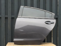 mazda 6 GJ / GL седан 2016 дверь левая 42A