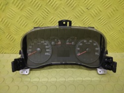 FIAT PUNTO 2 РЕСТАЙЛИНГ 1.2 спидометр часы 46833368