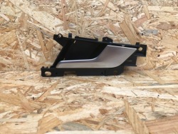 ручка двери внутренняя oe 8W0837020