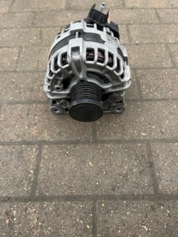 генератор renault CLIO V CAPTUR II JOGGER SANDERO 1.0 TCE 231002175R
