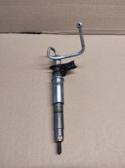 форсунка 2.0 renault ESPACE IV nissan qashqai 0445115084