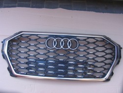 Audi Q3 F3 перед решетка радиатора передний 83F853651A