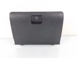 бардачок COROLLA E12 VERSO II 2 04-09,0 d4d