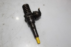 насос форсунка vw PASSAT B6 1.9tdi