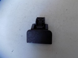 замок бардачок пассажира POLO volkswagen oe 6Q0857131D