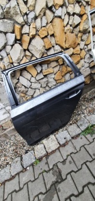 SKODA OCTAVIA IV универсал дверь зад левая