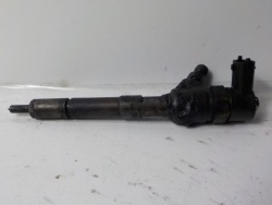 FIAT 500 форсунка 0445110351 1.3 Bosch