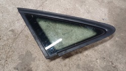 vw Touran I стекло правая передняя 15 год 1T0845412