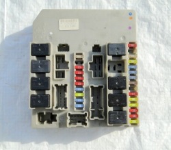 модуль блок renault CLIO III MODUS 674660B