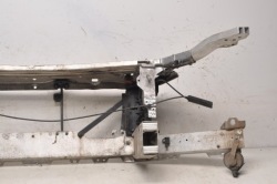 MERCEDES W213 2.0 d панель передняя / телевизор Балка A2136200130