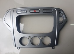 FORD MONDEO MK4 рамка 1156520C