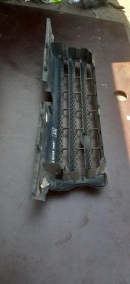решетка радиатора Range Rover Sport DHB500062