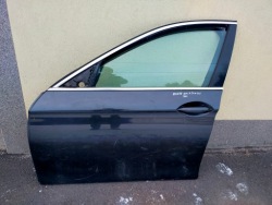 BMW 5 дверь левая передняя F10 F11 2011 стекло