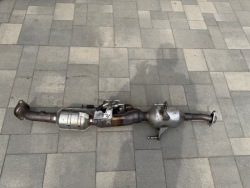 TOYOTA PRIUS IV 1.8 ГИБРИД катализатор