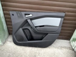 дверные карты правый передний 809000008R renault KANGOO IV 4 TOWNSTAR