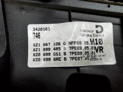 Audi A2 99-05 дверные карты передняя правая карта дверная 8Z1867106G