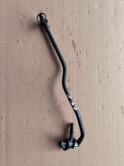 MERCEDES GLA H247 20- патрубок давления A2600180000 2.0 америка