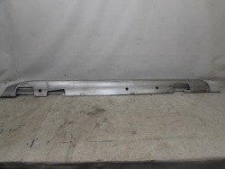 молдинг накладка порога правая volvo S60 V60 II 31333005